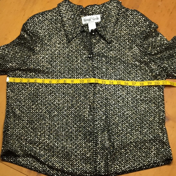 Ronni Nicole Vintage Black & Gold Glitter Blouse - Host Pick - Picture 12 of 16